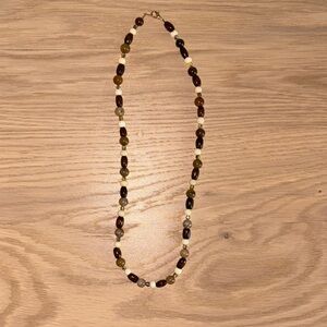 Elegant Beaded Necklace in Brown and Cream